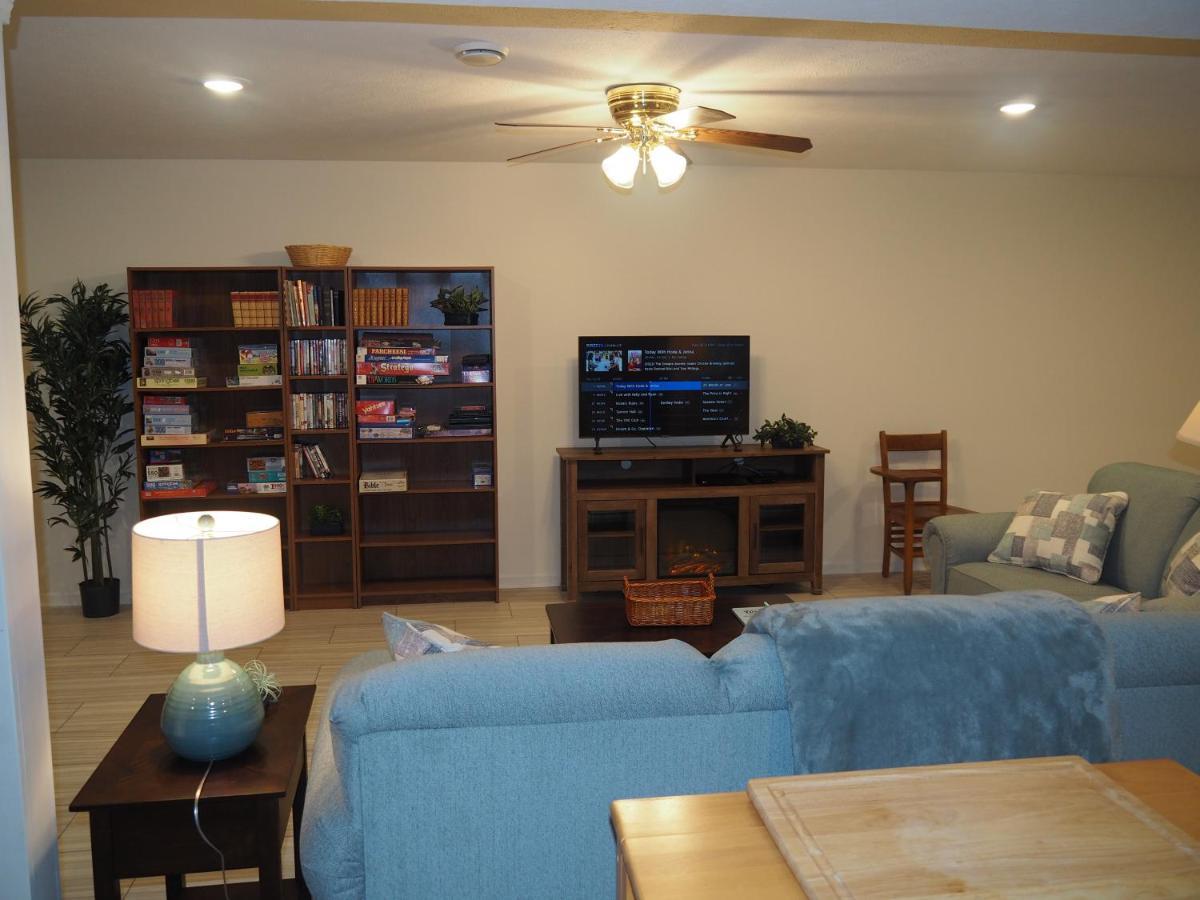 New! The Blessing - A Cute And Cozy Apartment! Apartment Benzonia